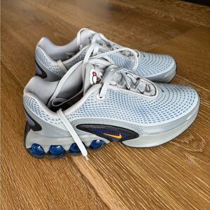 Nike Kids Air Max DN Sneakers - BRAND NEW/NEVER WORN